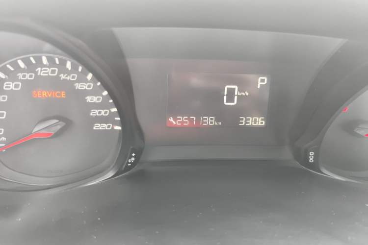 Used Peugeot 308 2018 1.6L Automatic Luxury Edition Odometer Close Up
