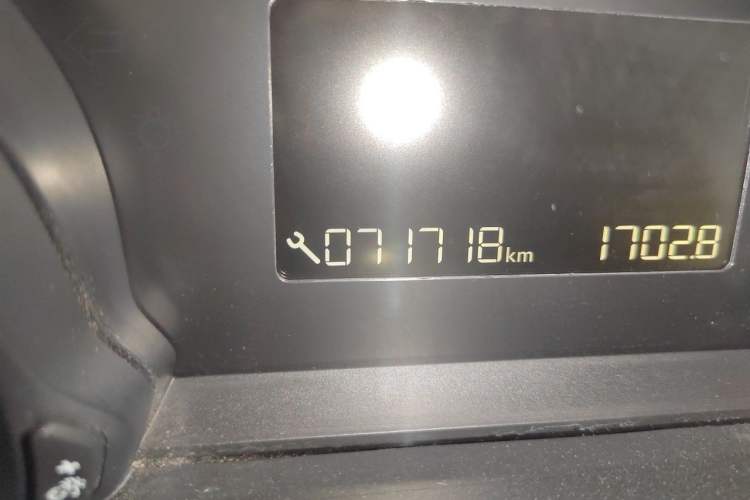 Used Peugeot 308 2018 1.6L Manual Fashion Edition Odometer Close Up