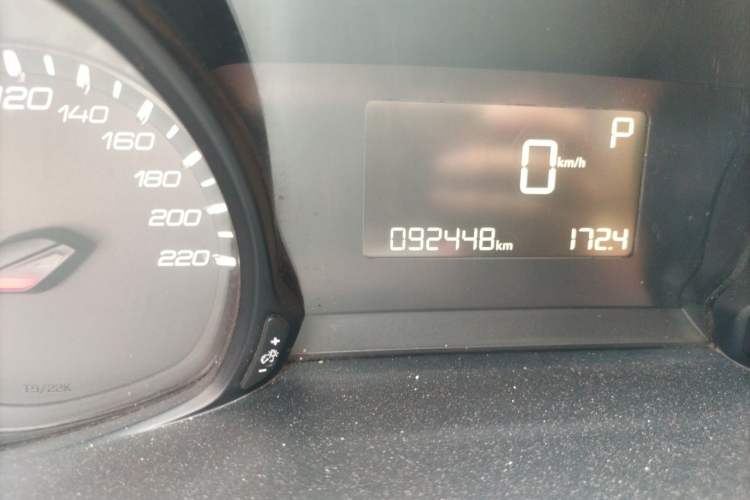 Used Peugeot 308 2018 1.6L Automatic Luxury Edition Odometer Close Up