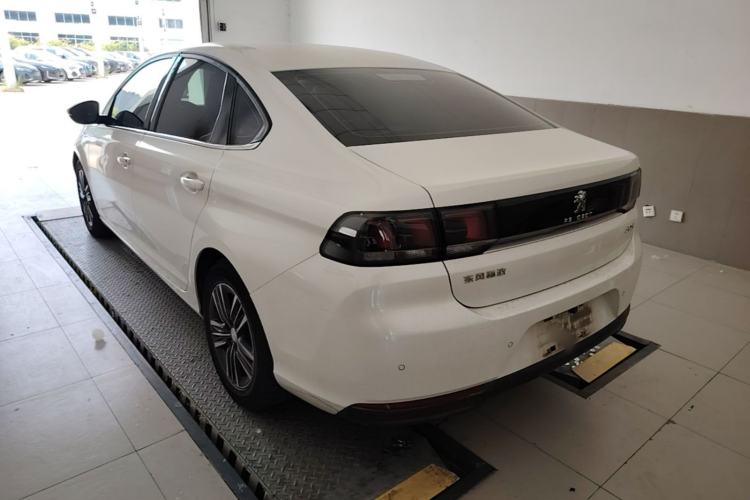 Used Peugeot 308 2018 1.6L Automatic Luxury Edition Rear Left 45 Deg