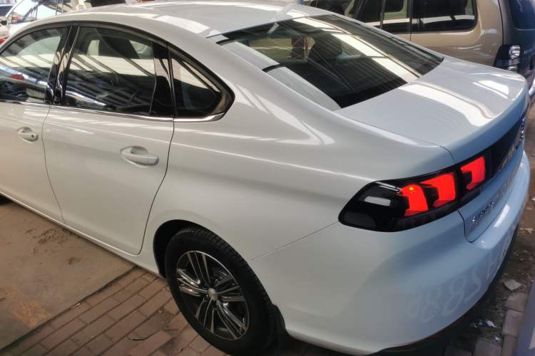 Used Peugeot 308 2018 1.6L Automatic Luxury Edition Rear Left 45 Deg