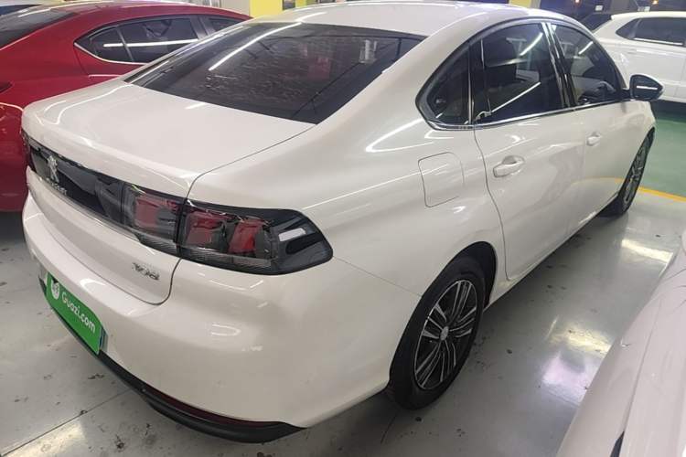 Used Peugeot 308 2018 1.6L Automatic Luxury Edition Rear Right 45 Deg