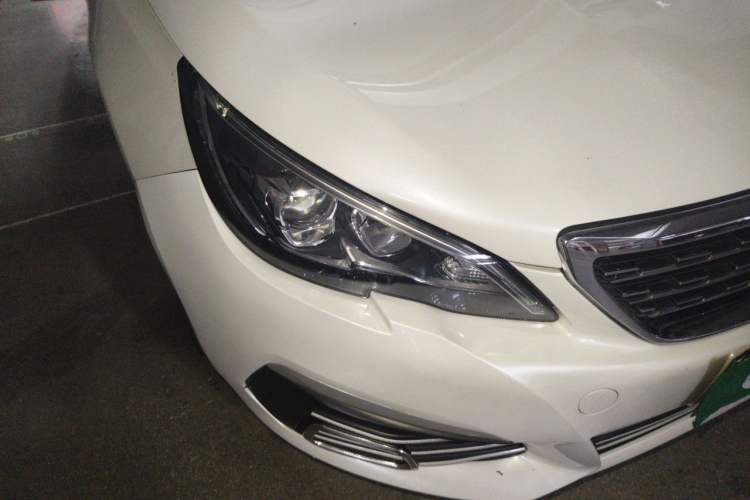 Used Peugeot 308 2018 1.6L Automatic Fashion Edition Right Front Headlight