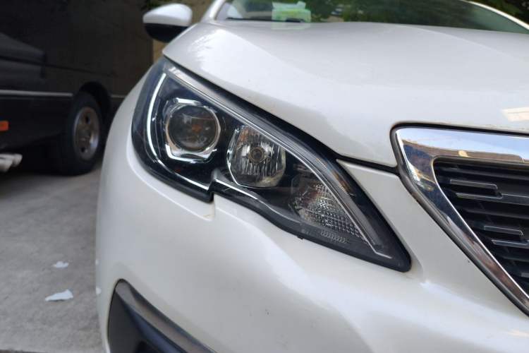 Used Peugeot 308 2018 1.6L Automatic Luxury Edition Right Front Headlight