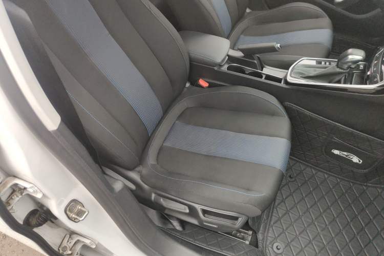Used Peugeot 308 2018 1.6L Automatic Luxury Edition Right Front Seat
