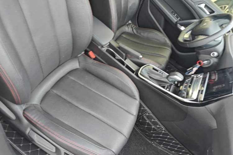 Used Peugeot 308 2018 1.6L Automatic Luxury Edition Right Front Seat