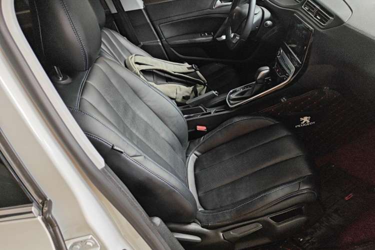 Used Peugeot 308 2018 1.6L Automatic Luxury Edition Right Front Seat