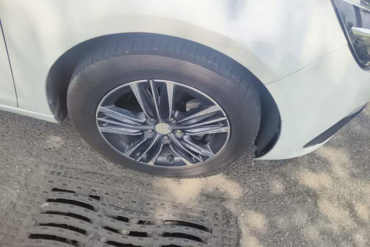 Used Peugeot 308 2018 1.6L Manual Fashion Edition Right Front Wheel Hub