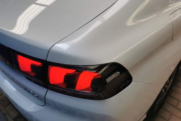 Used Peugeot 308 2018 1.6L Automatic Luxury Edition Right Rear Taillight