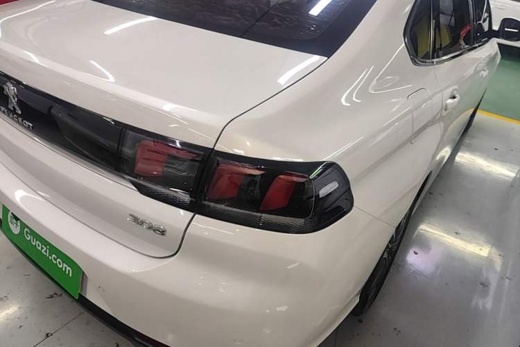 Used Peugeot 308 2018 1.6L Automatic Luxury Edition Right Rear Taillight