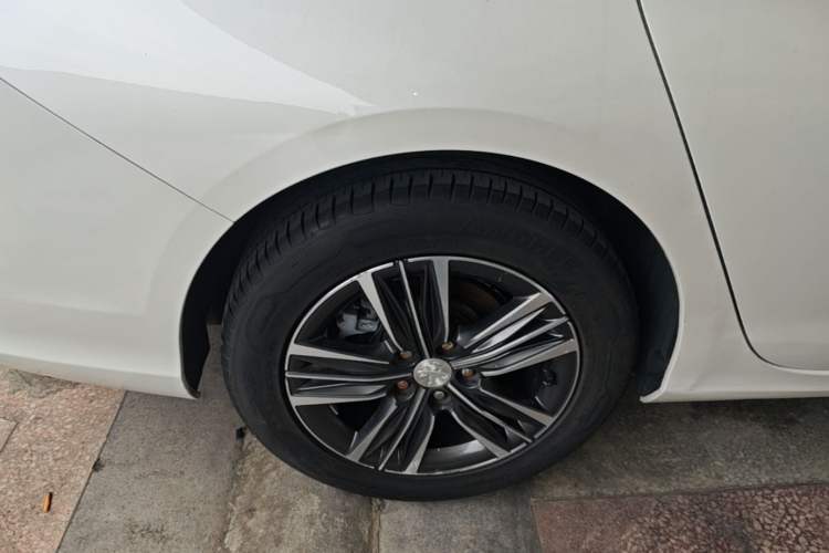 Used Peugeot 308 2018 1.6L Automatic Luxury Edition Right Rear Wheel Hub
