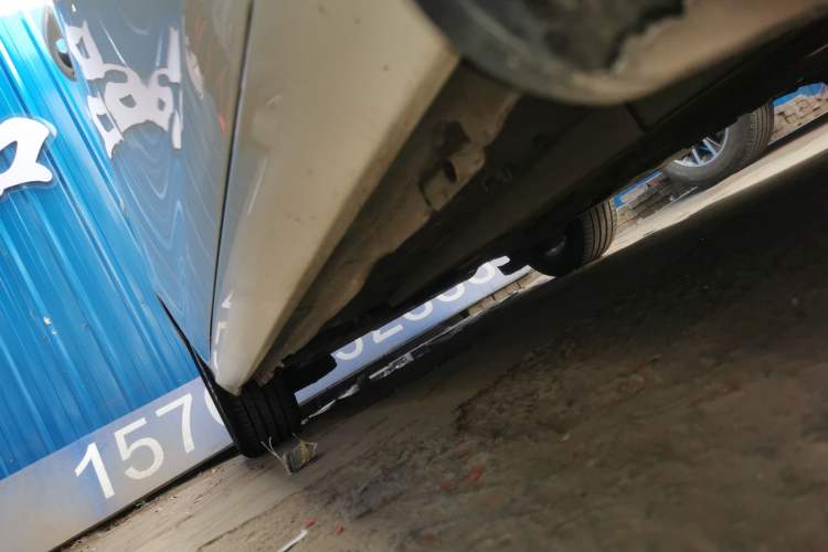 Used Peugeot 308 2018 1.6L Automatic Luxury Edition Right Side Sill