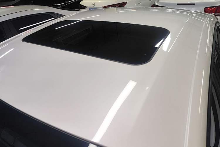 Used Peugeot 308 2018 1.6L Automatic Luxury Edition Roof