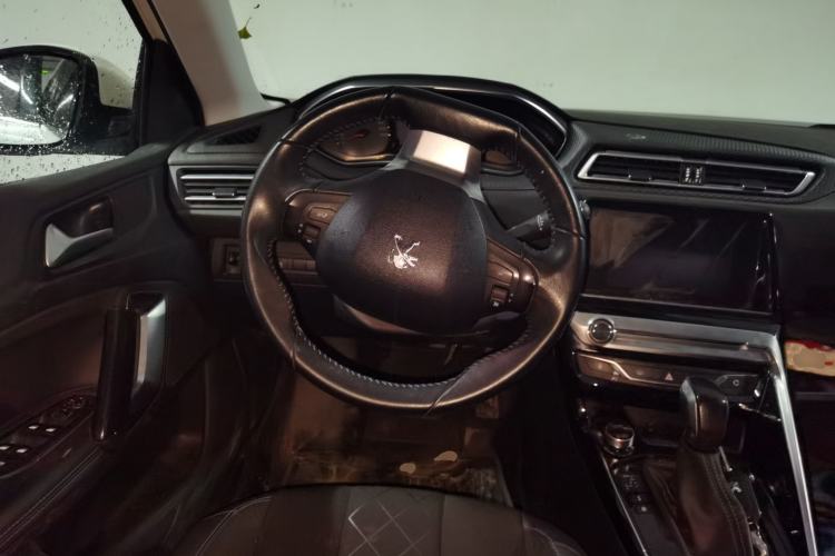 Used Peugeot 308 2018 1.6L Automatic Fashion Edition Steering Wheel