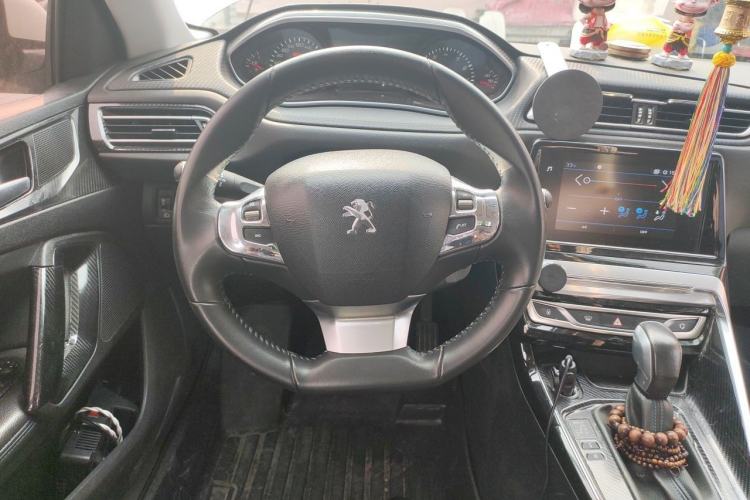 Used Peugeot 308 2018 1.6L Automatic Luxury Edition Steering Wheel