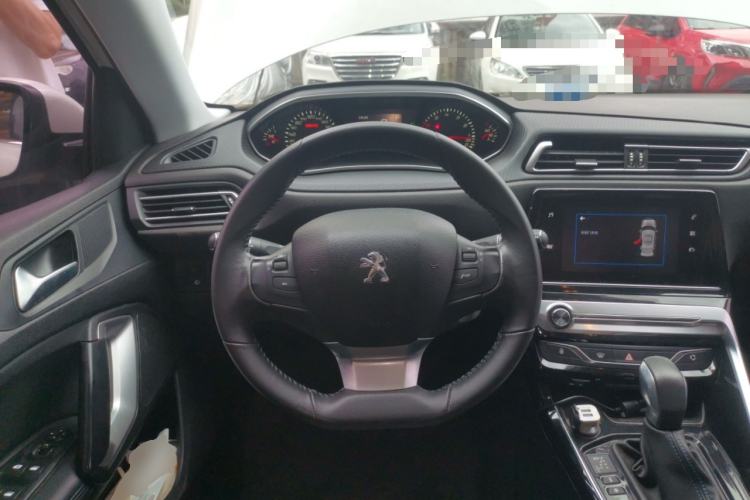 Used Peugeot 308 2018 1.6L Automatic Luxury Edition Steering Wheel