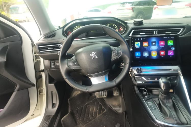 Used Peugeot 308 2018 1.6L Automatic Luxury Edition Steering Wheel