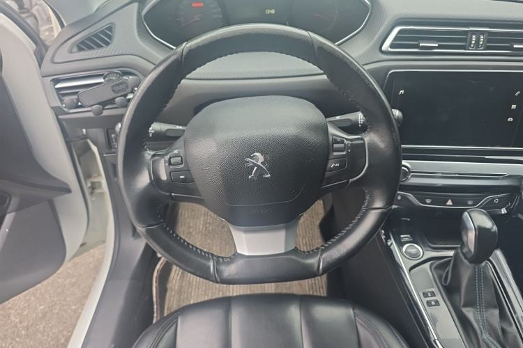Used Peugeot 308 2018 1.6L Automatic Luxury Edition Steering Wheel