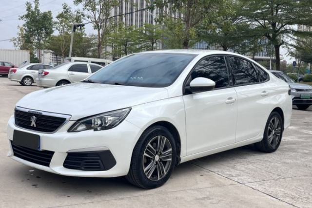 Used Peugeot 308 2018 1.6L Automatic Fashion Edition