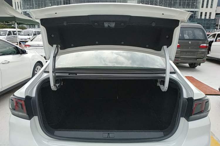 Used Peugeot 308 2018 1.6L Automatic Luxury Edition Trunk