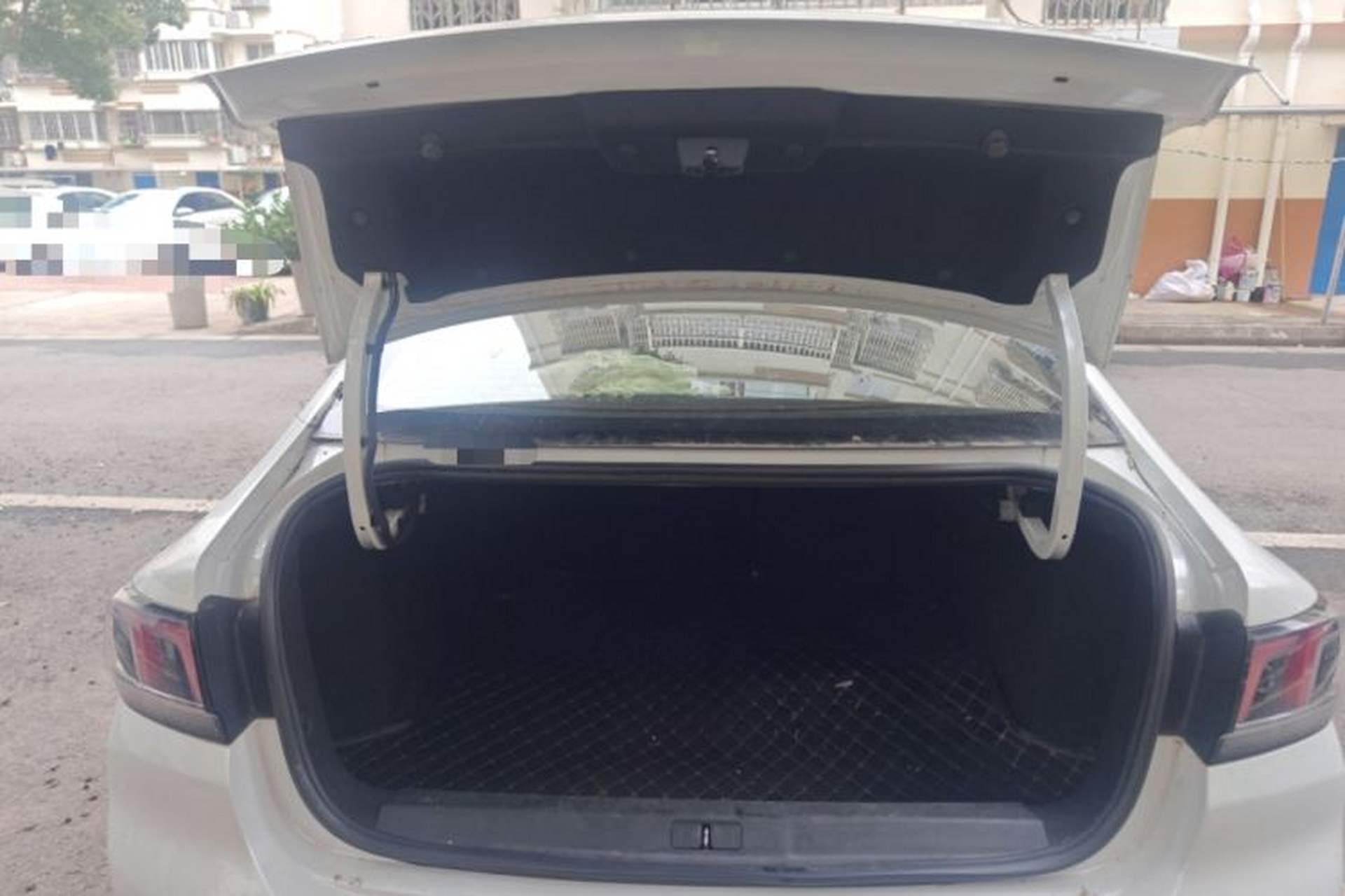 Used Peugeot 308 2018 1.6L Manual Fashion Edition Trunk