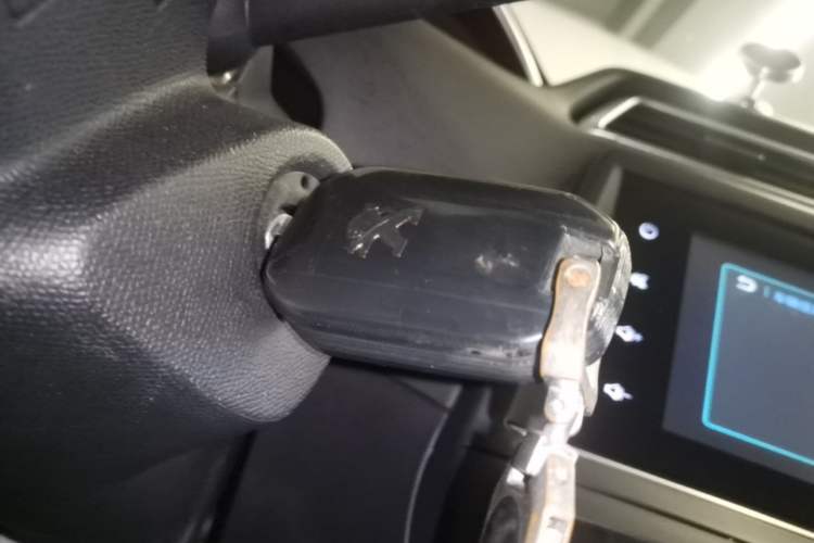 Used Peugeot 308 2018 1.6L Manual Fashion Edition Vehicle Key