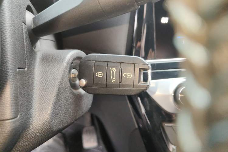Used Peugeot 308 2018 1.6L Automatic Luxury Edition Vehicle Key