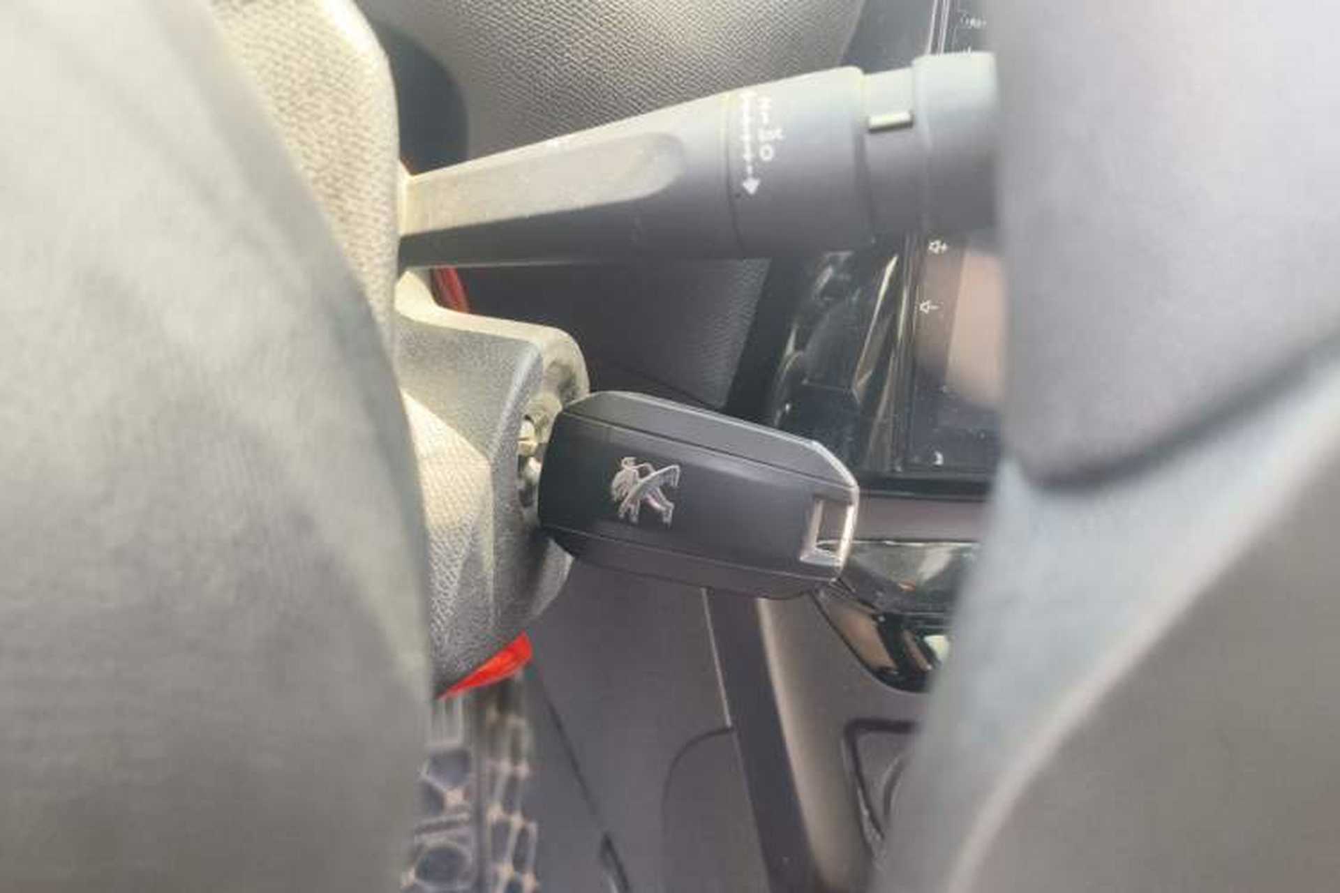 Used Peugeot 308 2018 1.6L Manual Fashion Edition Vehicle Key