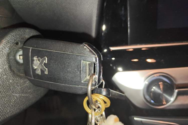 Used Peugeot 308 2018 1.6L Automatic Luxury Edition Vehicle Key