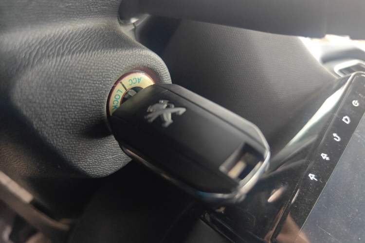 Used Peugeot 308 2018 1.6L Manual Fashion Edition Vehicle Key