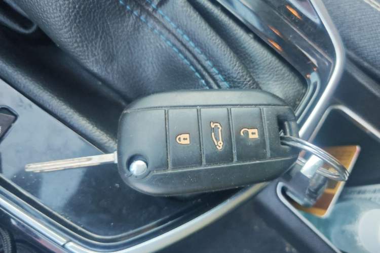 Used Peugeot 308 2018 1.6L Automatic Luxury Edition Vehicle Key