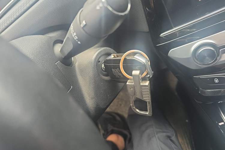Used Peugeot 308 2018 1.6L Automatic Luxury Edition Vehicle Key