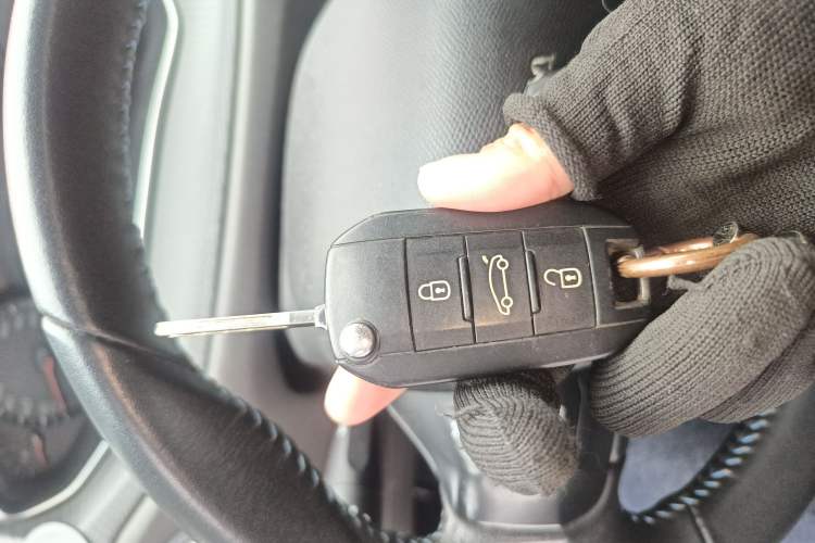 Used Peugeot 308 2018 1.6L Automatic Luxury Edition Vehicle Key