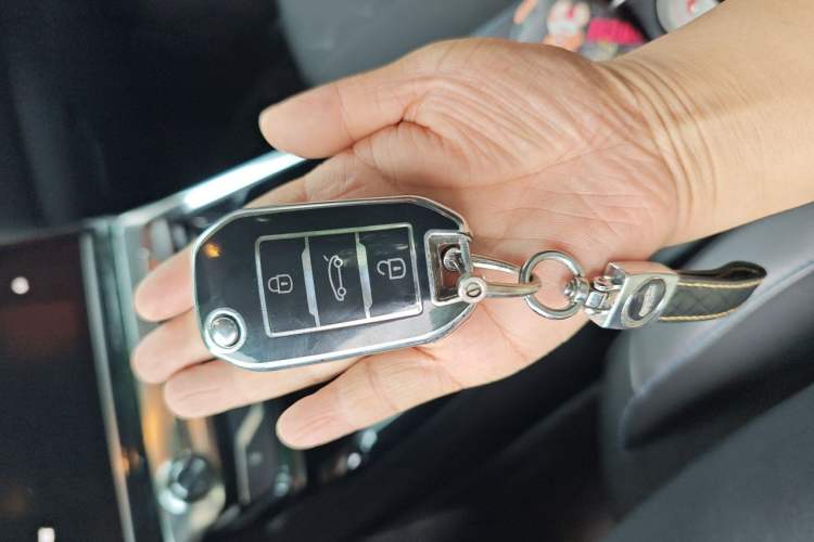 Used Peugeot 308 2018 1.6L Automatic Luxury Edition Vehicle Key