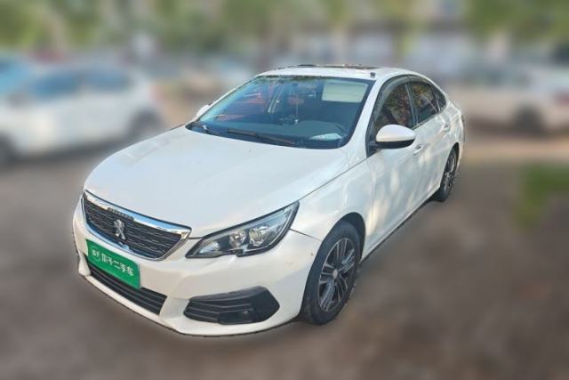 Używany Peugeot 308 2018 1.6L Automatic Luxury Edition
