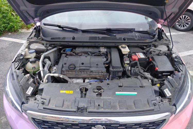 Used Peugeot 308 2019 1.6L Automatic Luxury Version China V Standard Engine Bay