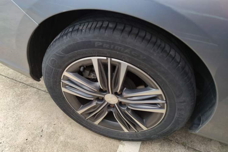 Used Peugeot 308 2019 230THP Automatic Luxury Edition China VI Standard Right Rear Wheel Hub