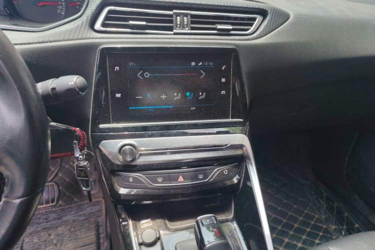 Used Peugeot 308 2019 230THP Automatic Luxury Edition China V Standard Audio And AC Panel