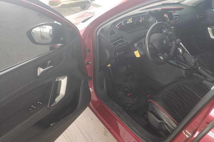 Used Peugeot 308 2019 230THP Automatic Luxury Edition China V Standard Driver Seat