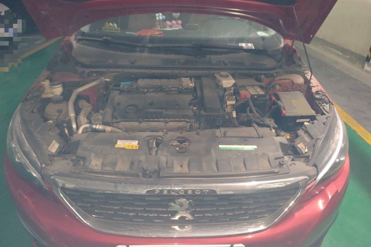 Used Peugeot 308 2019 1.6L Automatic Luxury Version China V Standard Engine Bay