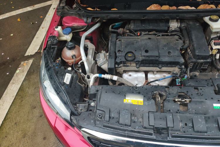 Used Peugeot 308 2019 1.6L Manual Fashion Edition China V Standard Engine Bay Right