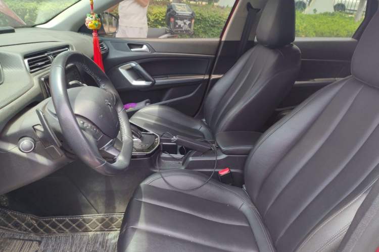 Used Peugeot 308 2019 230THP Automatic Luxury Edition China V Standard Left Front Seat