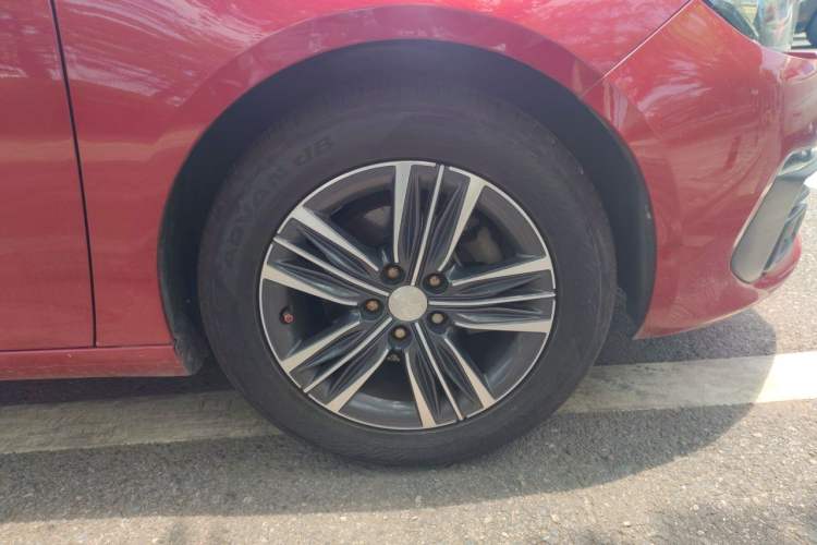 Used Peugeot 308 2019 230THP Automatic Luxury Edition China V Standard Right Front Wheel Hub