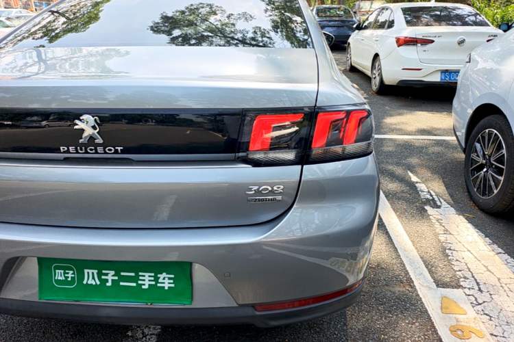 Used Peugeot 308 2019 230THP Automatic Luxury Edition China VI Standard Right Rear Taillight