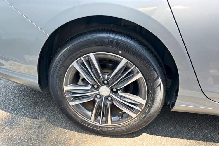 Used Peugeot 308 2019 230THP Automatic Luxury Edition China VI Standard Right Rear Wheel Hub