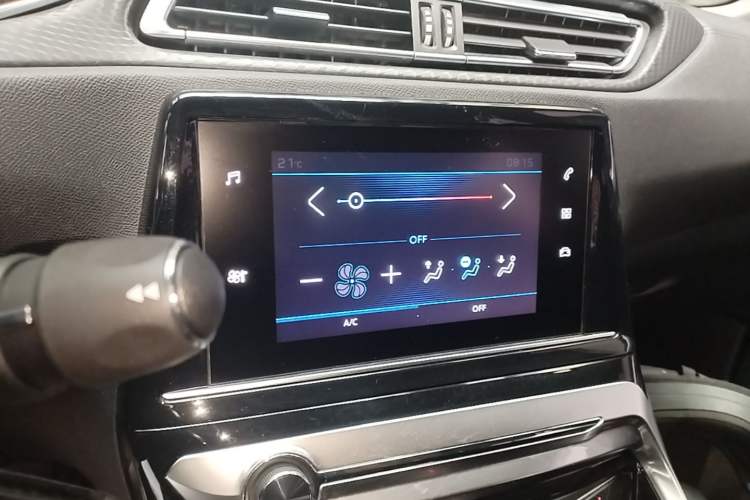 Used Peugeot 308 2019 230THP Automatic Luxury Edition China VI Standard Audio And AC Panel