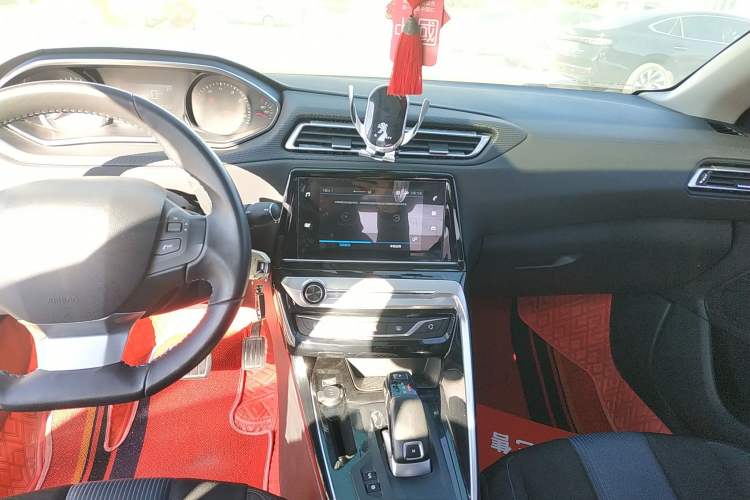 Used Peugeot 308 2019 230THP Automatic Luxury Edition China VI Standard Audio And AC Panel