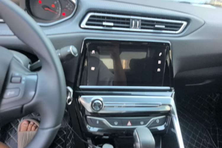 Used Peugeot 308 2019 230THP Automatic Luxury Edition China V Standard Audio And AC Panel