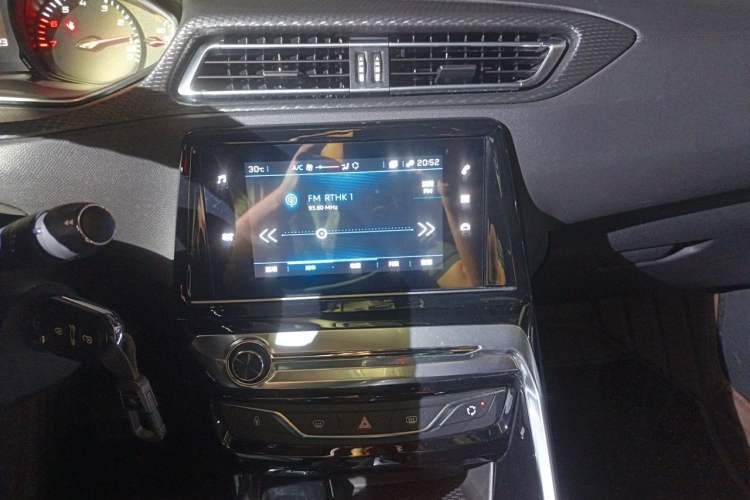 Used Peugeot 308 2019 230THP Automatic Luxury Edition China VI Standard Audio And AC Panel