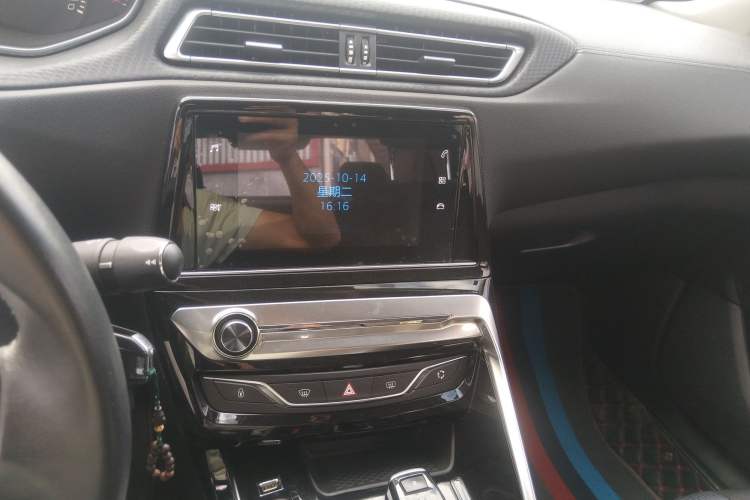 Used Peugeot 308 2019 230THP Automatic Luxury Edition China VI Standard Audio And AC Panel